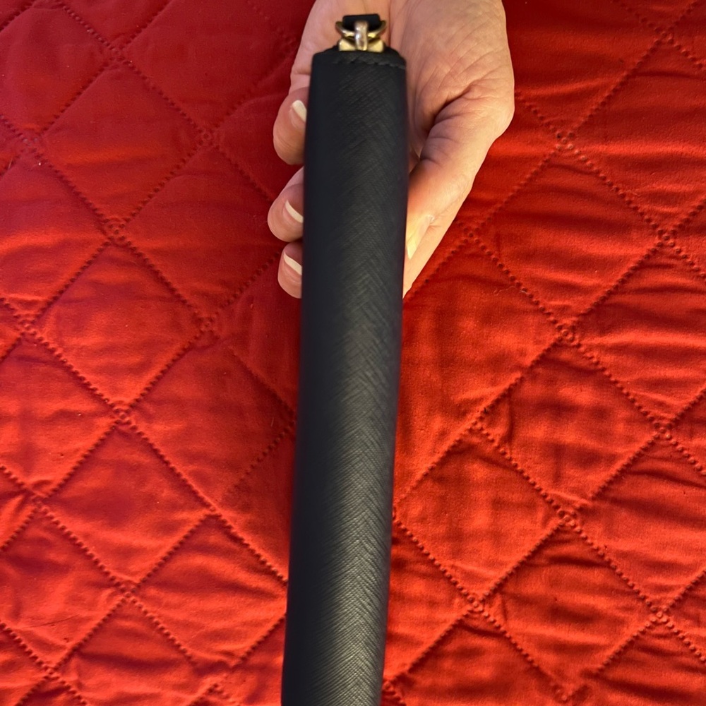 Kate Spade Navy Blue Wallet with Gold Accent - Picture 12 of 16